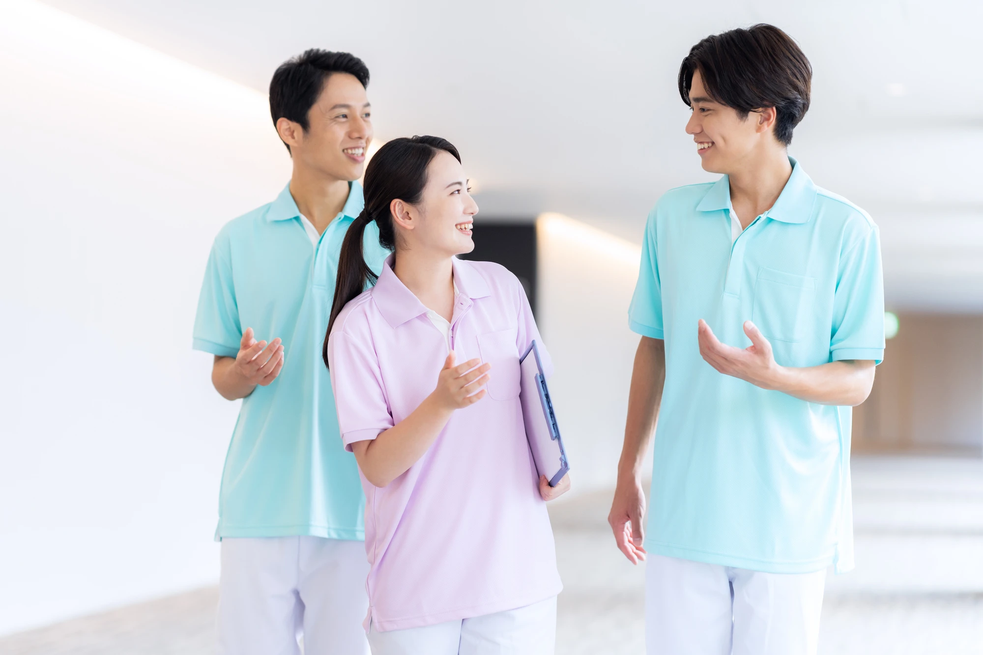 未経験から始める温かい介護の仕事