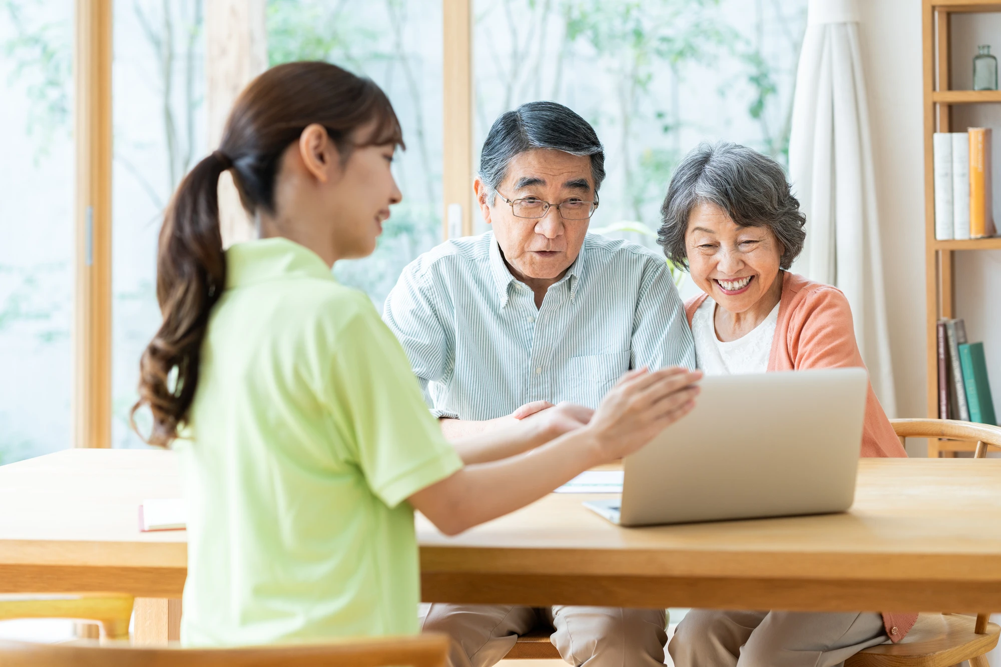 未経験から始める介護職の新しいキャリア