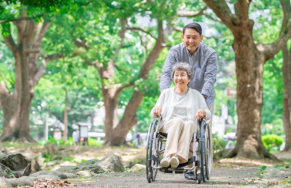 「介護の未来を支える」奨学金制度で新たな一歩を踏み出そう！