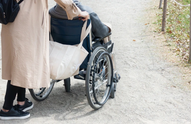 車いす利用者の外出支援を行うヘルパー派遣事業｜ヘルパーステーション未来